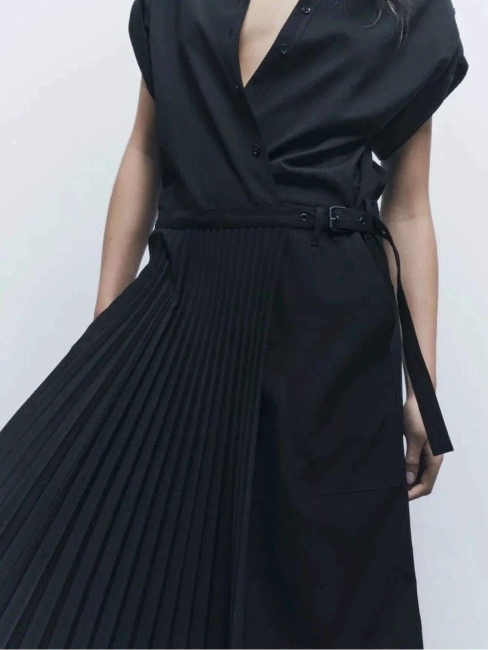 ZARA WOMAN Sz M MIDI ZW COLLECTION DRESS WITH PLEATED SKIRT BLACK 4786/339 NEW